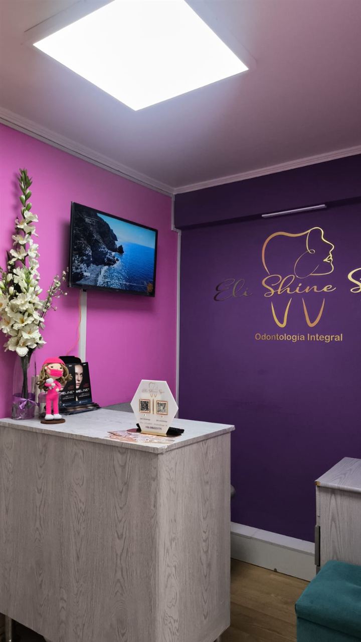 Recepción de la clínica Eli Shine Spa